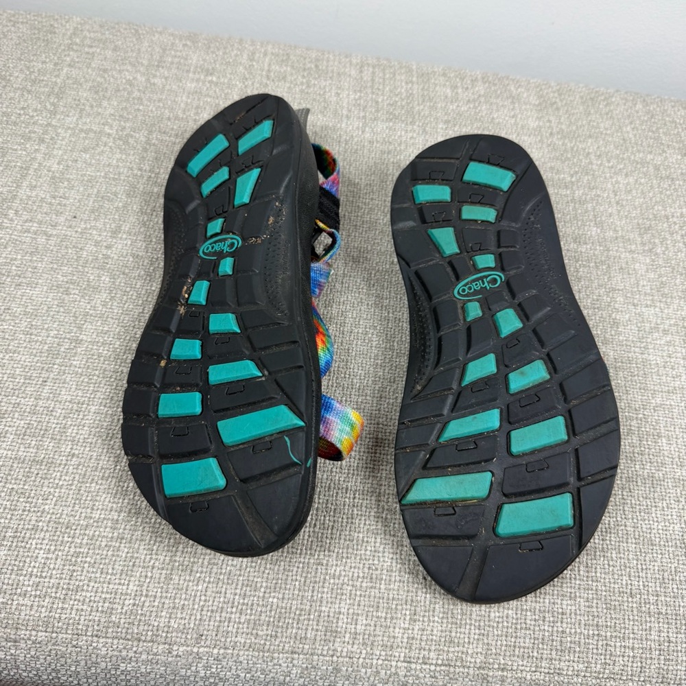 Chaco Z1 Ecotread Kids Sandals Rainbow Tie Dye Youth Size 6 Hiking Outdoor - Picture 11 of 12